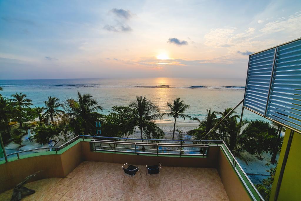 Relax Beach Inn Malé Extérieur photo